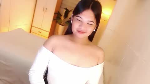 Y O U R        F U T U R E       K A Y L E E  online show from November 2025 03:19:01 AM