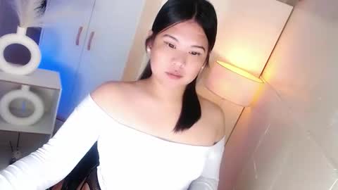 Y O U R        F U T U R E       K A Y L E E  online show from March 2026 09:54:02 PM