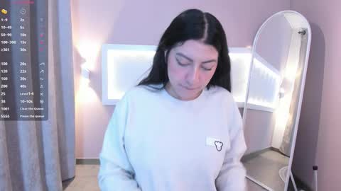 Snapshot of kayli_purple chatting on December 2025 12:14:02 PM Kayli online show from December 2025 12:14:02 PM