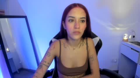 Snapshot of kaylie_xxx chatting on June 2026 01:10:02 AM kaylie online show from June 2026 01:10:02 AM