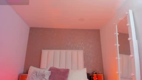 Snapshot of kayliebrooks chatting on November 2025 02:38:02 PM kayliebrooks online show from November 2025 02:38:02 PM