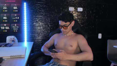 Kayn online show from April 2026 08:54:02 PM