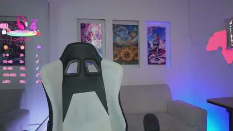 Kayra online show from November 2025 12:04:01 PM