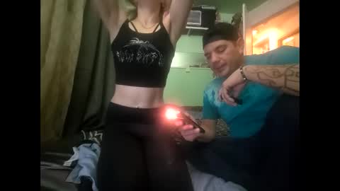 kbear10185 online show from December 2025 01:31:01 PM