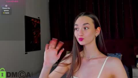 Kelly GMT 2 Su We Th Fr Sa   0300AM-09-00AM   online show from December 2025 02:10:02 AM