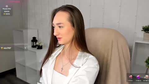 Snapshot of ke1ly_powell chatting on February 2026 05:22:02 AM Kelly GMT 2 Su We Th Fr Sa 0300AM-09-00AM online show from February 2026 05:22:02 AM