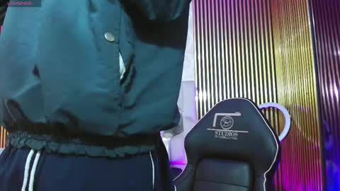  keahi  online show from April 2026 07:08:02 PM