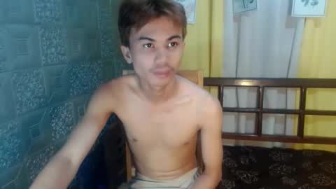 Snapshot of kean_28 chatting on May 2026 06:18:01 AM kean_28 online show from May 2026 06:18:01 AM
