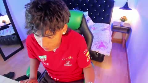 Keevin online show from March 2025 06:58:02 PM