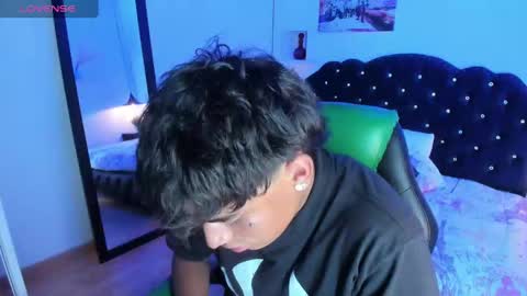 Keevin online show from March 2025 04:51:02 PM