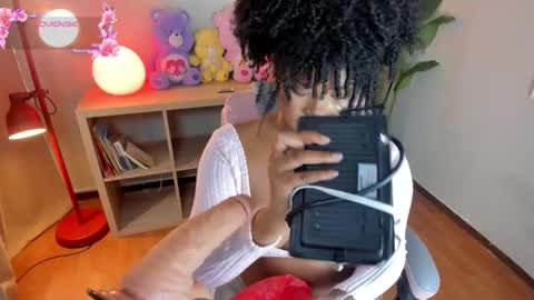 Kehlannis online show from February 2026 07:53:01 PM