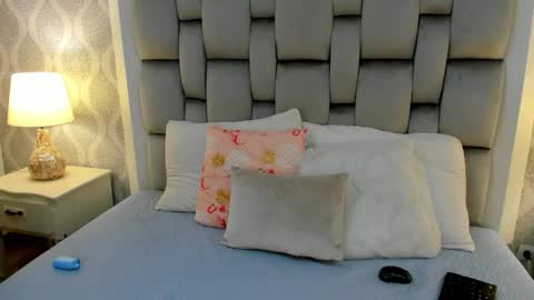 Keiira Fox online show from April 2026 11:35:01 AM