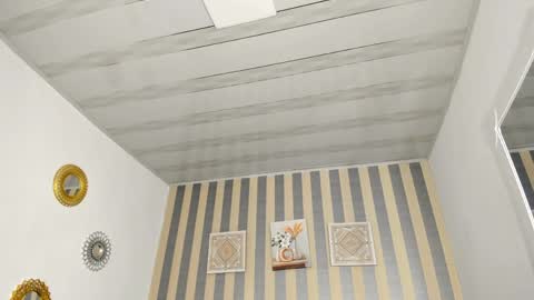 Keila  online show from April 2026 10:04:01 PM