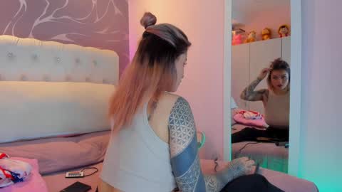 Snapshot of keilalovjack chatting on January 2025 01:00:02 PM Keila online show from January 2025 01:00:02 PM