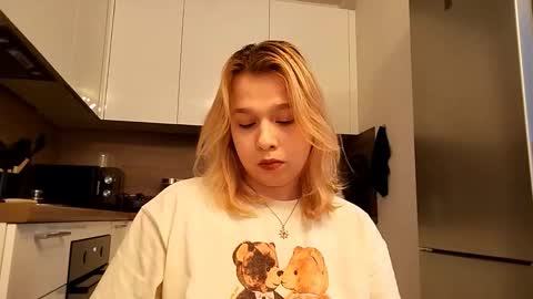 Snapshot of keilarudel chatting on December 2025 11:49:02 AM Lisa online show from December 2025 11:49:02 AM