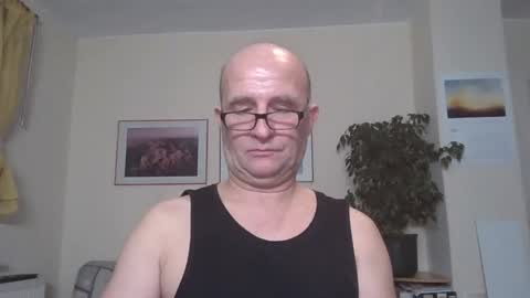 keilie1 online show from December 2024 01:10:01 AM