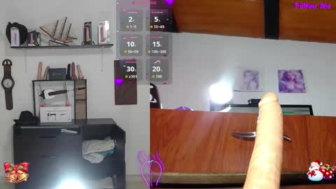 keily__funny online show from December 2025 11:08:01 AM