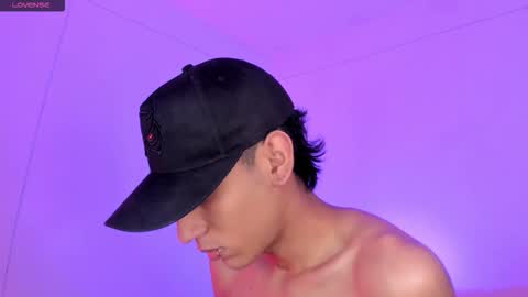 Alejandro Gonzalez online show from September 2025 11:04:01 PM