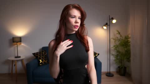 keira_knight online show from March 2025 10:21:01 PM