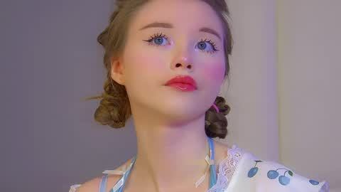Snapshot of keiraace chatting on May 2026 06:27:02 PM Keira online show from May 2026 06:27:02 PM