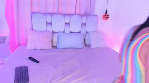 Keisy  online show from October 2025 02:16:01 PM