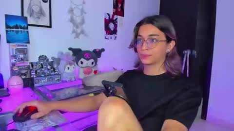 Keita moon online show from February 2026 04:58:02 PM