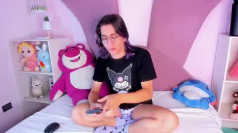 Keita moon online show from March 2026 12:10:02 PM