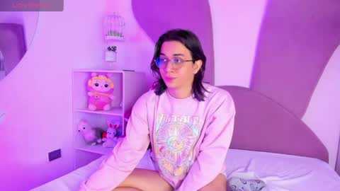 Keita moon online show from April 2026 01:41:01 PM