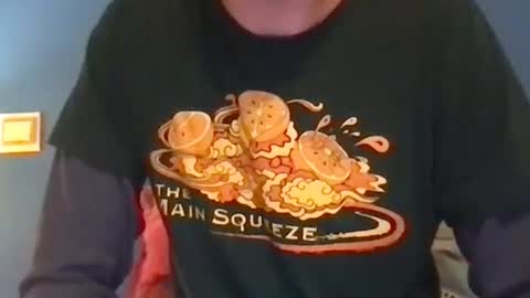 Snapshot of kelkun2828 chatting on January 2025 11:52:02 PM kelkun2828 online show from January 2025 11:52:02 PM