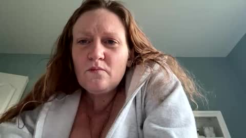 Snapshot of kellilyn10 chatting on April 2026 11:50:01 PM kellilyn10 online show from April 2026 11:50:01 PM