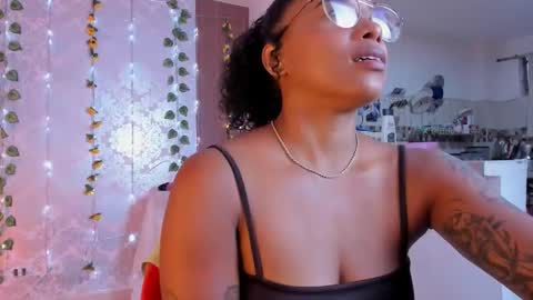 kelly__thomson online show from January 2026 10:46:01 PM