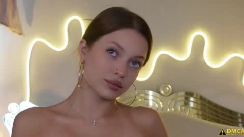 Kelly online show from March 2026 05:24:01 AM