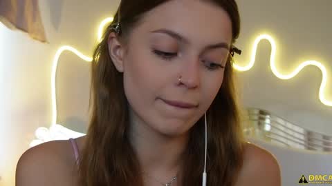 Kelly online show from April 2026 05:30:01 AM