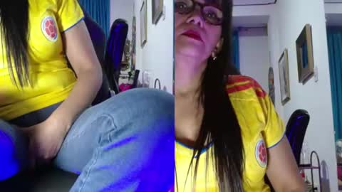 Snapshot of kelly_squirting chatting on June 2026 04:22:01 AM KELLY online show from June 2026 04:22:01 AM