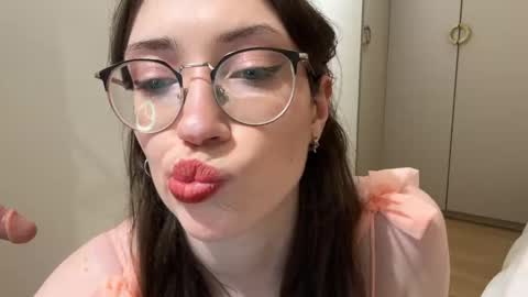 Kelly online show from January 2026 06:02:02 PM