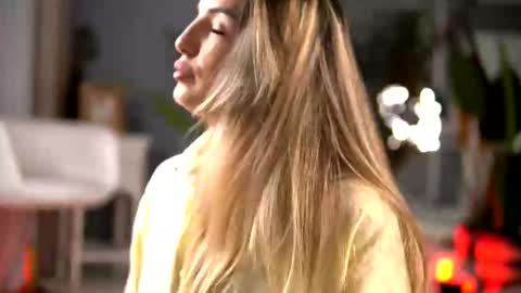 Denise online show from November 2025 02:50:02 AM