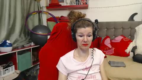 kelly online show from March 2025 01:37:02 AM