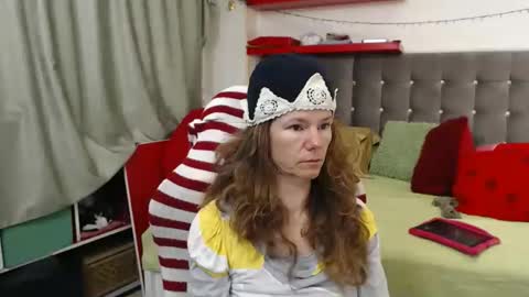 kelly online show from November 2025 06:41:02 AM