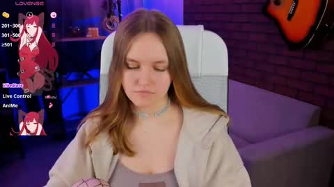 kelly online show from February 2025 06:12:01 PM