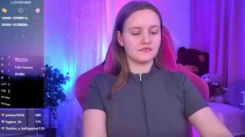 kelly online show from October 2025 07:58:02 PM