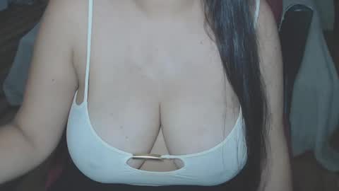 Snapshot of kellyshowpv chatting on December 2024 05:15:01 AM Kellyshow online show from December 2024 05:15:01 AM