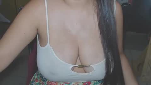 Snapshot of kellyshowpv chatting on March 2025 05:43:02 AM Kellyshow online show from March 2025 05:43:02 AM