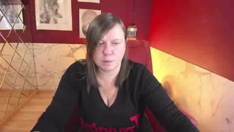 Kelly online show from November 2025 01:26:02 PM