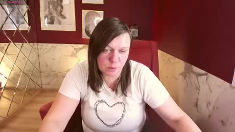 Kelly online show from February 2026 05:43:02 PM