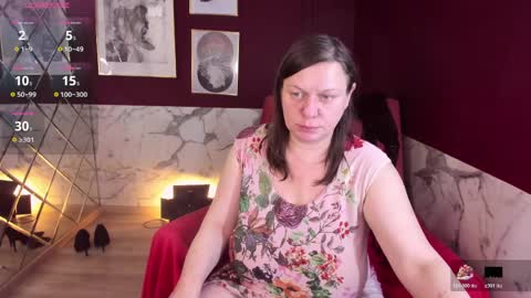 Kelly online show from April 2026 05:44:01 PM