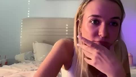 Kelsey Blu online show from June 2026 11:18:01 PM