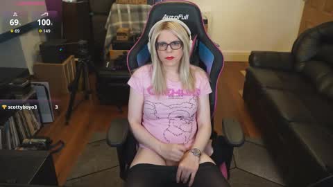 kelseycobalt online show from October 2025 09:01:01 PM