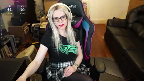 kelseycobalt online show from February 2026 09:07:01 PM