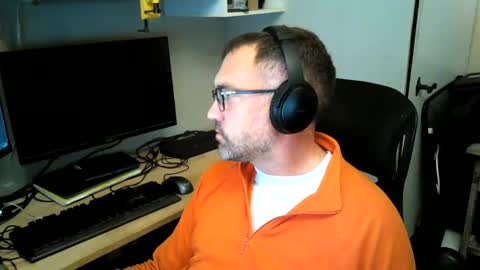 kelvin06133 online show from December 2024 09:11:01 PM