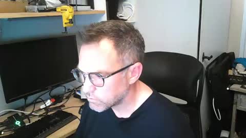 kelvin06133 online show from February 2025 10:45:01 PM